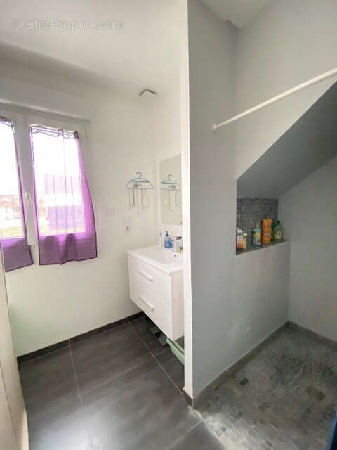 Maison à SAINT-GERVAIS-LA-FORET