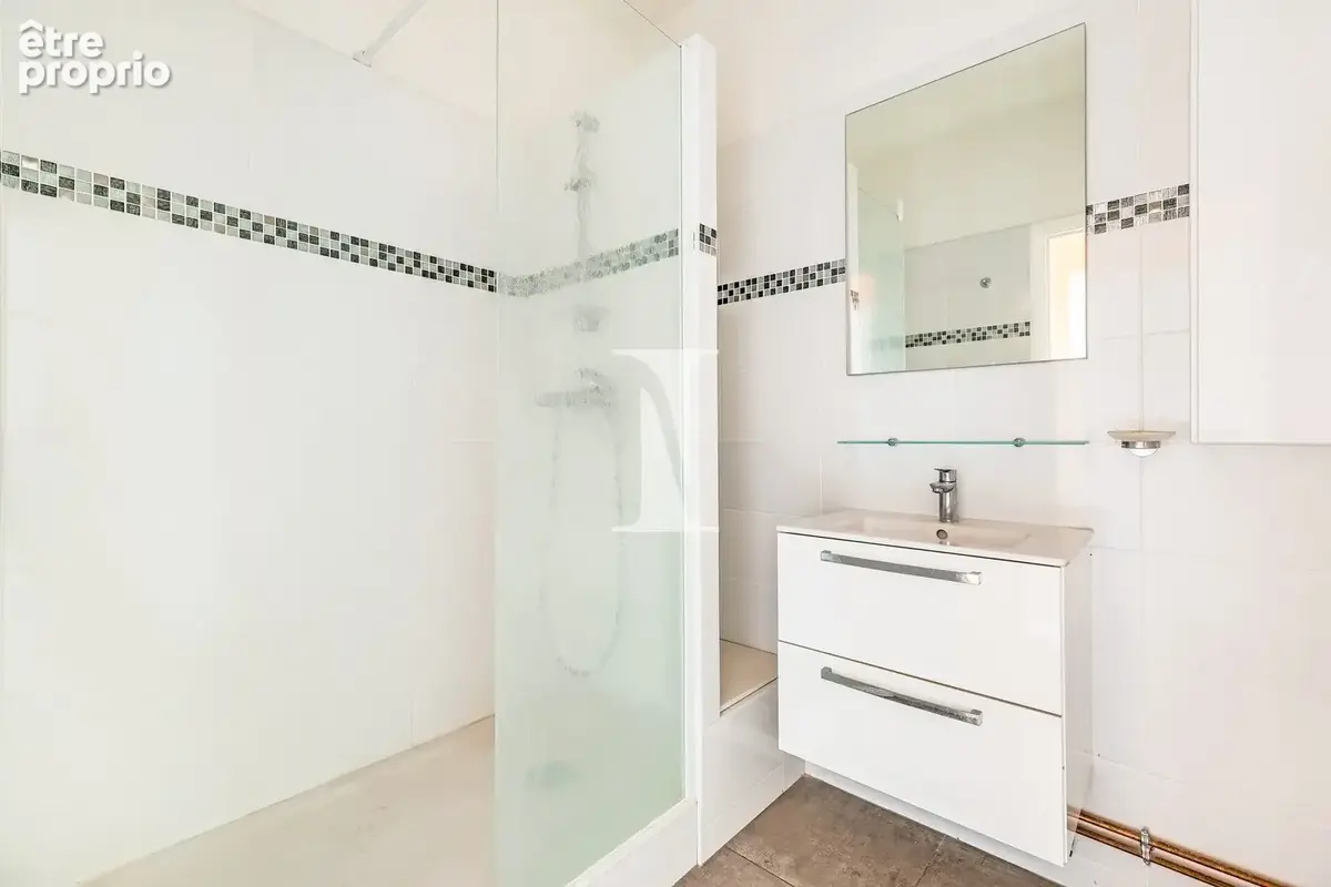 Appartement 52 m² à Paris-17e  - photo 6