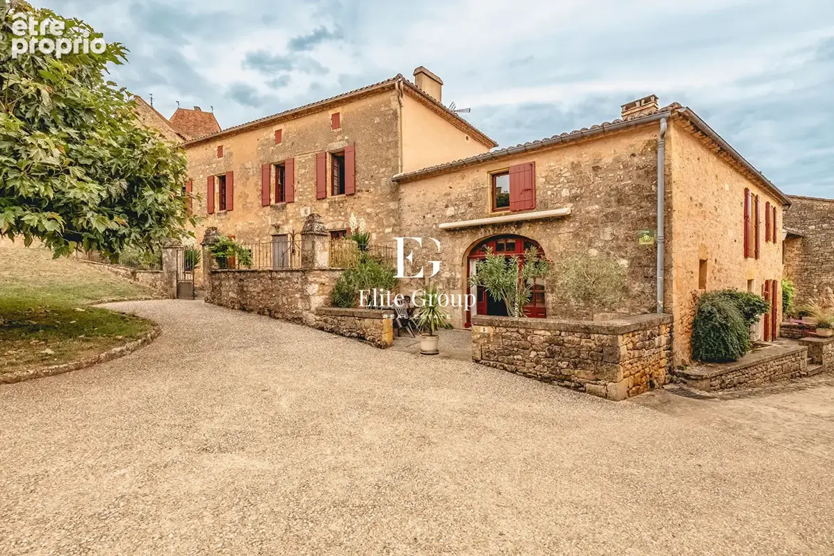 À VENDRE Maison de village Biron 12 pièces 321.31 m2 - photo 2