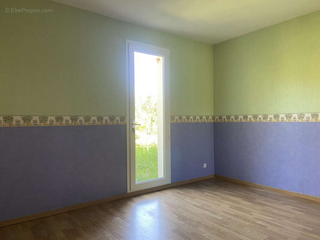 Maison à YENNE