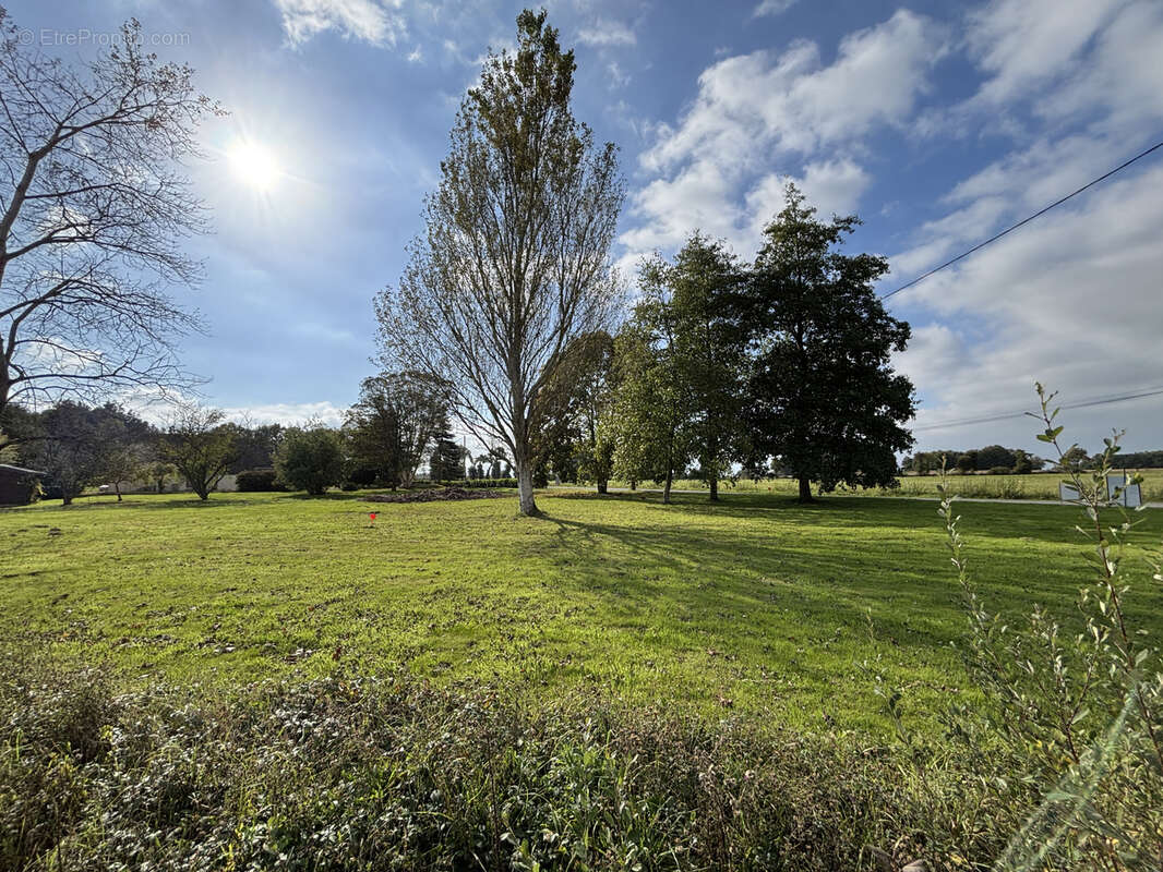Terrain à GUENROC