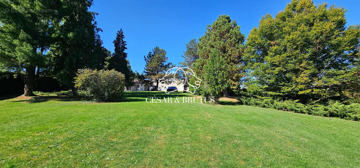 Maison à SAINT-GERMAIN-LAVAL