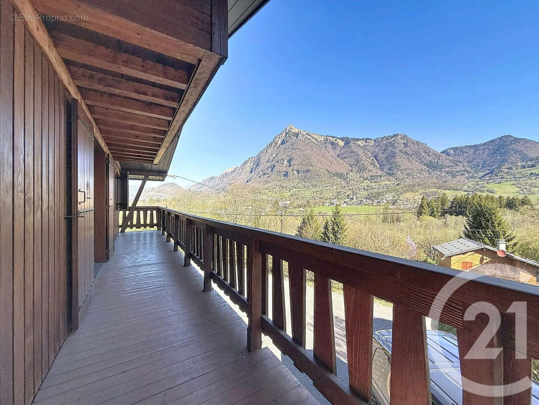 Maison à TANINGES
