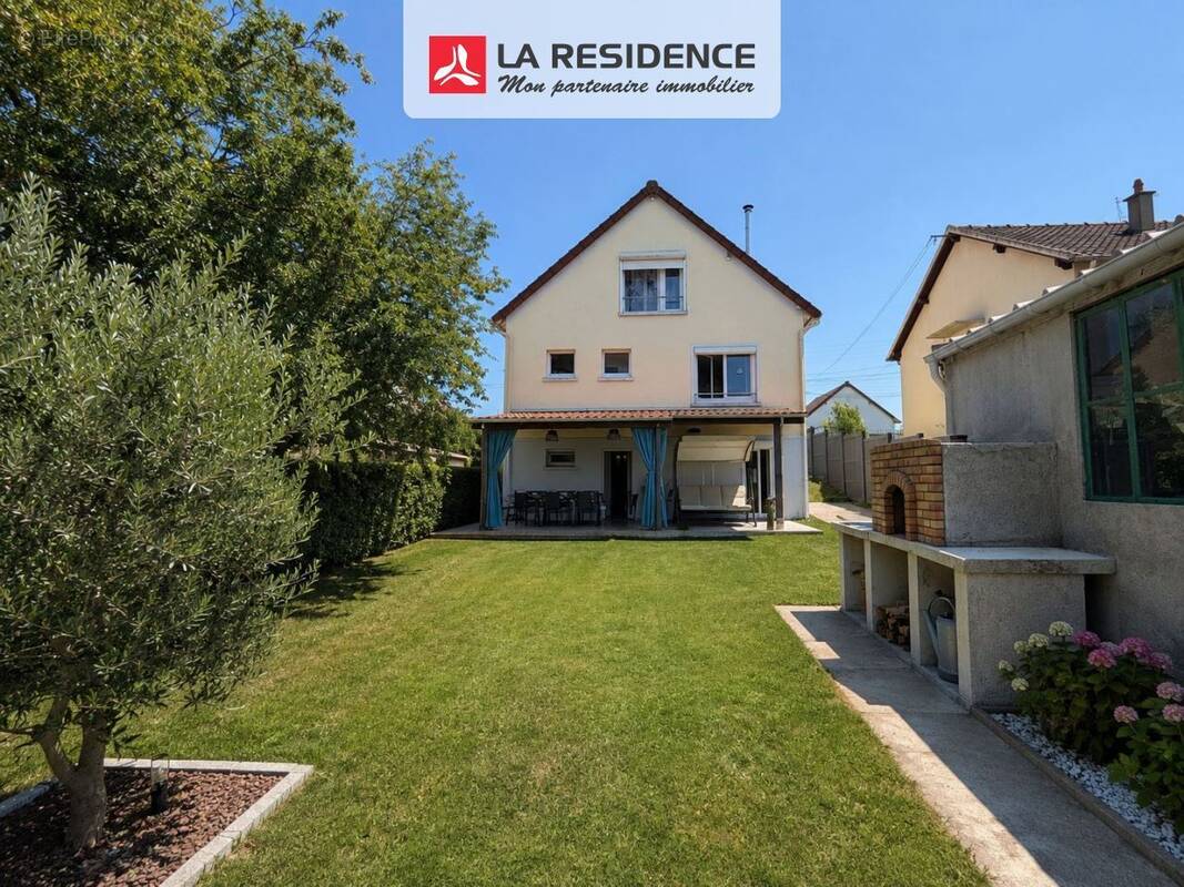 Maison à BONNIERES-SUR-SEINE