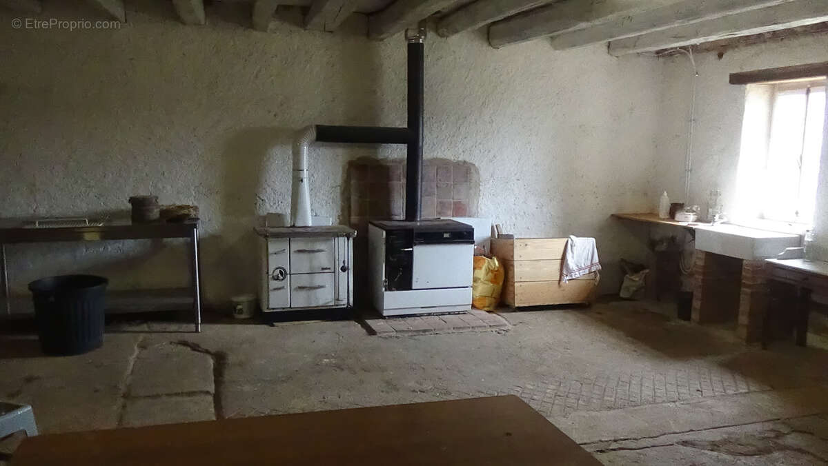 Maison à PERRECY-LES-FORGES