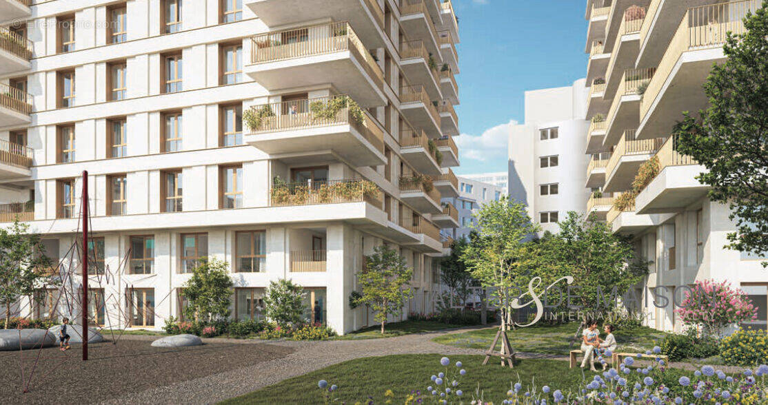 Appartement à COURBEVOIE