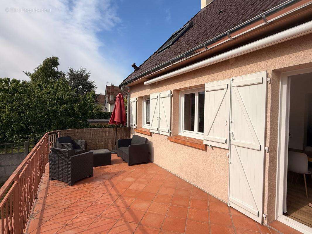 Maison à CHELLES