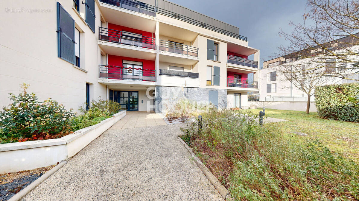 Appartement à SAINT-CYR-SUR-LOIRE