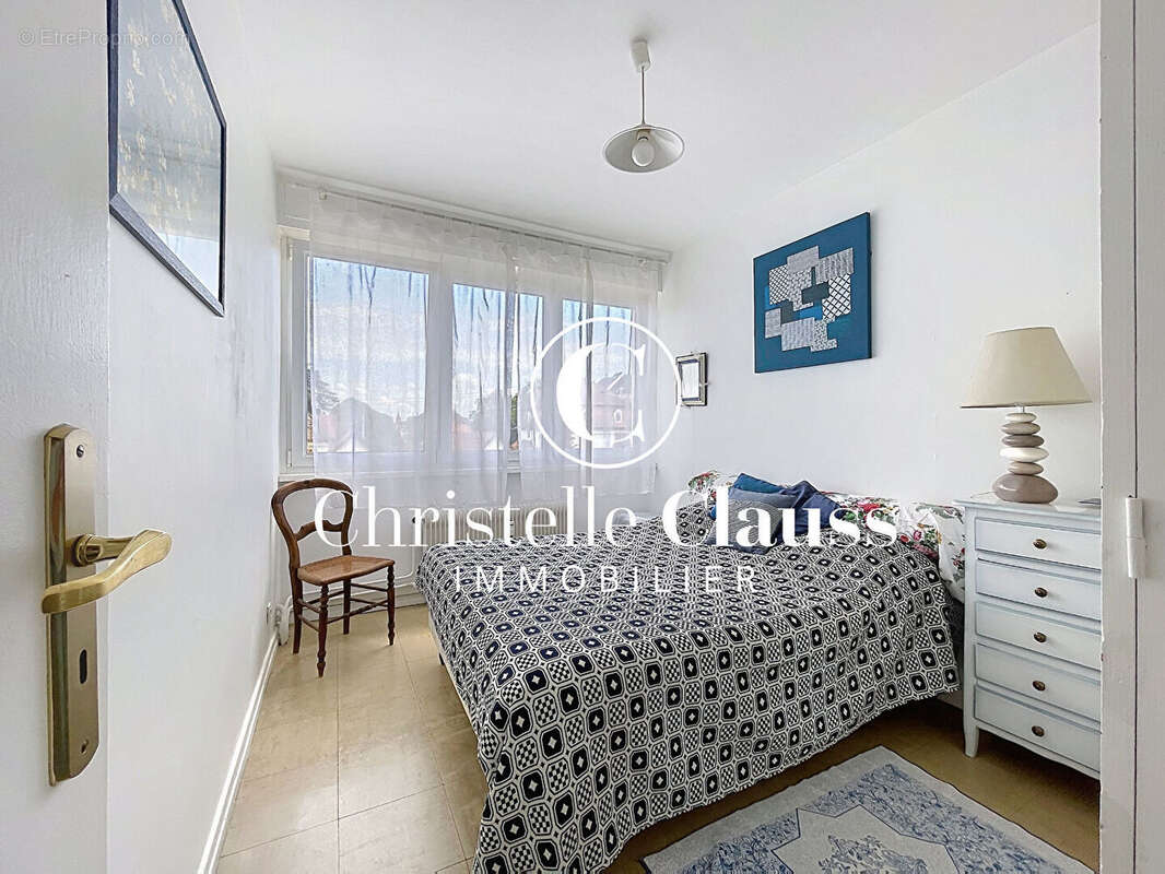 Appartement avec 3 terrasses, garage et cave - photo 12