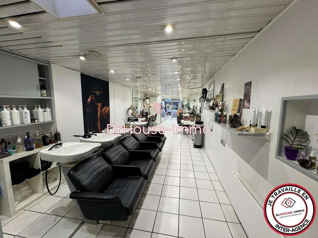 Commerce à MANTES-LA-JOLIE