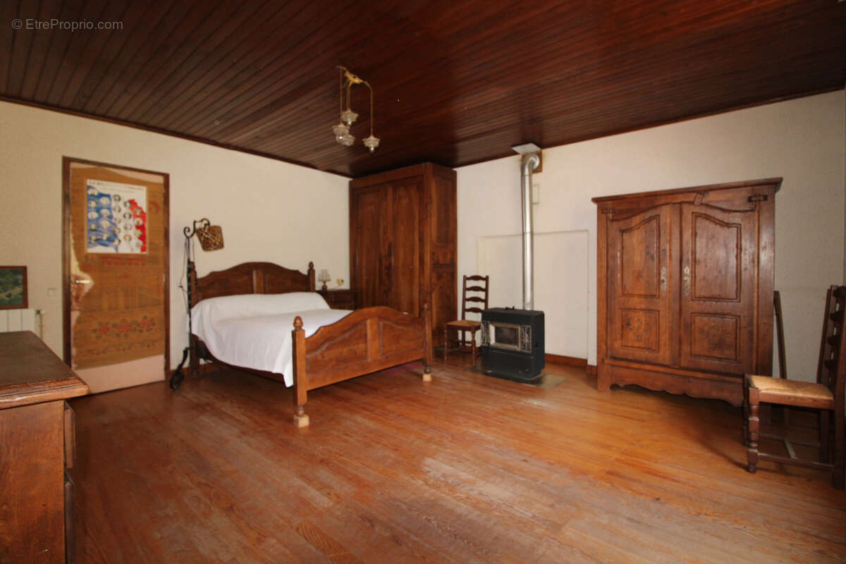 Maison à SAUMANE