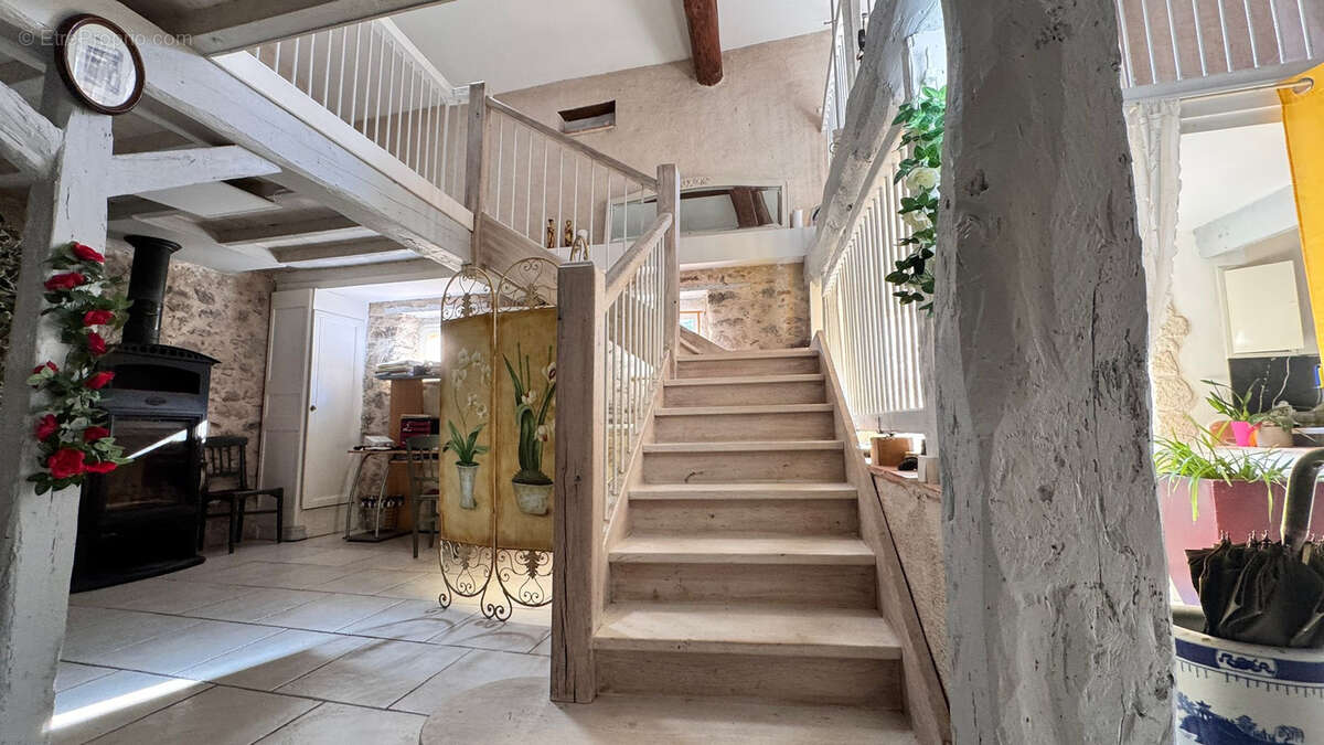 Maison à VAUDREUILLE