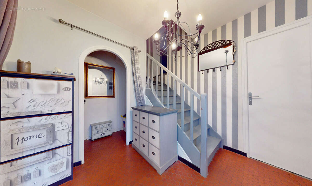 Maison à ROISSY-EN-BRIE