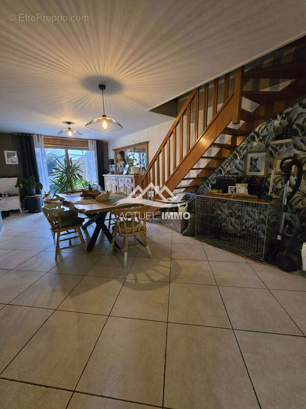 Maison à MEURCHIN