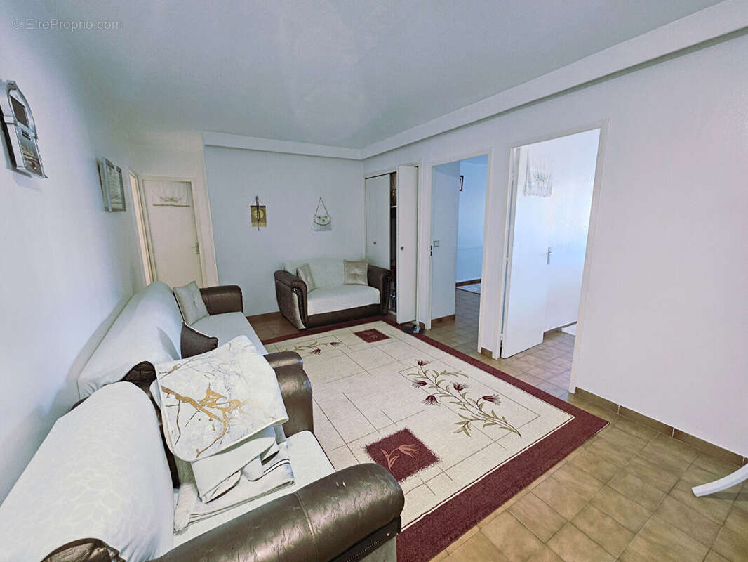 Appartement à VITROLLES