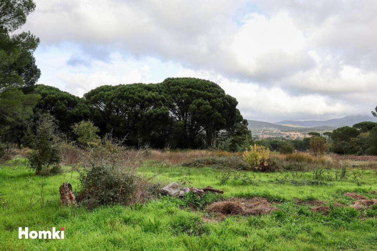 Maison à PLAN-DE-LA-TOUR