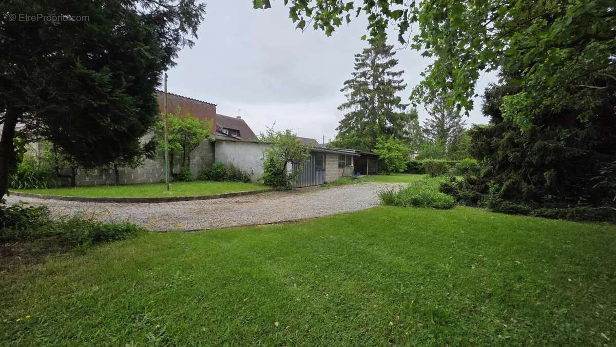 Maison à TROISSEREUX