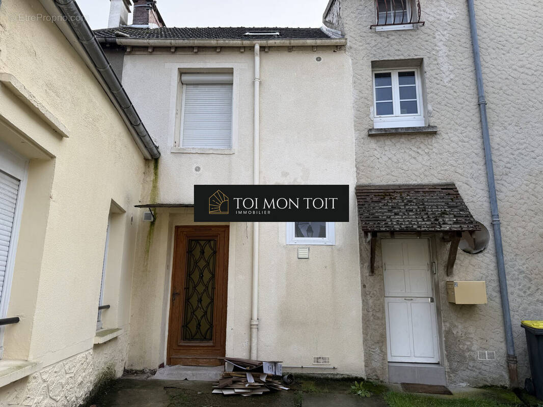 Maison à ORRY-LA-VILLE