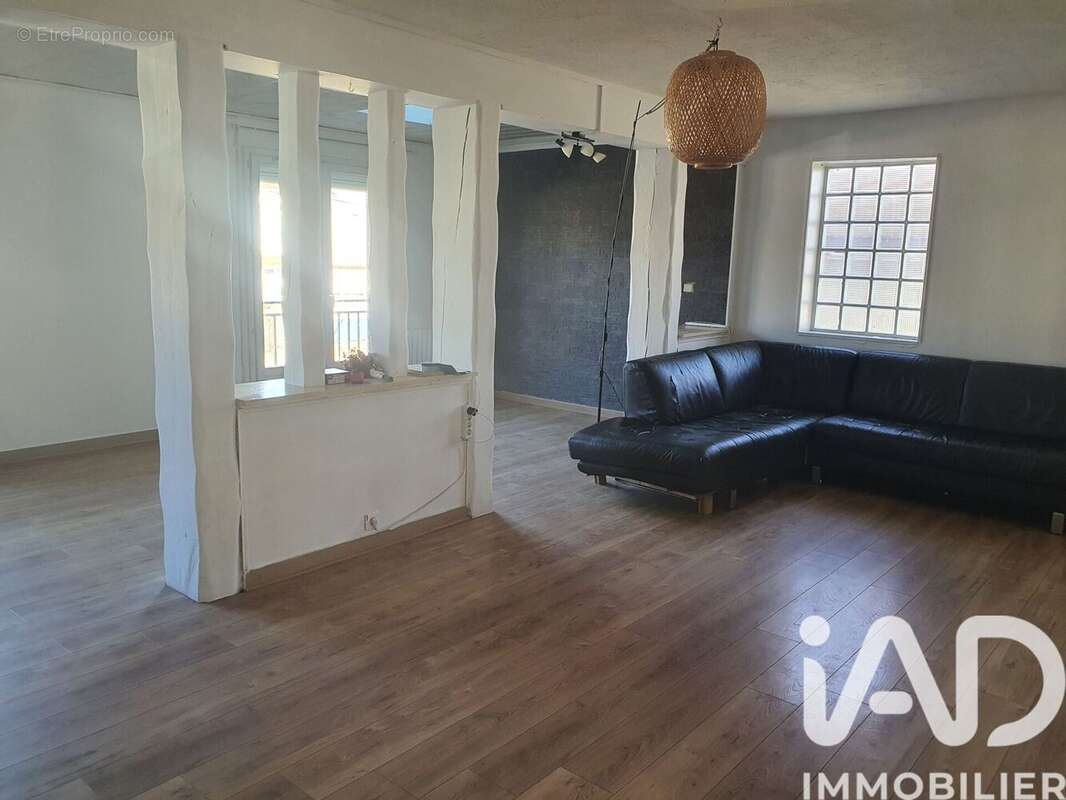 Photo 2 - Maison à LE BLANC-MESNIL
