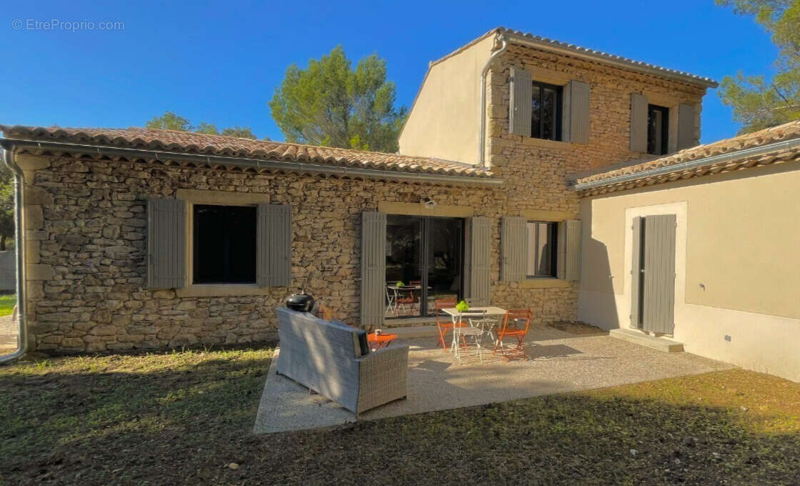 Maison à GRIGNAN