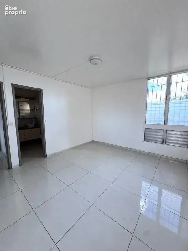 Appartement T4 (99m2) - Haut du Port, Fort-de-France - photo 10
