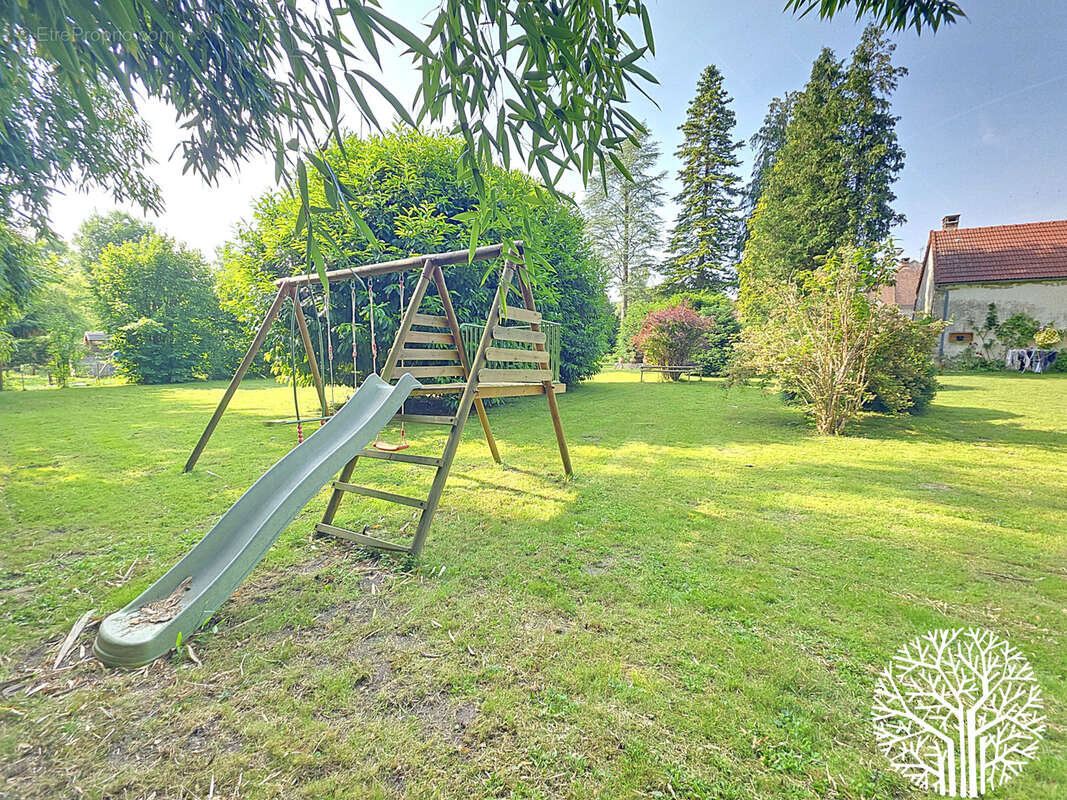 Maison à GIRONVILLE-SUR-ESSONNE