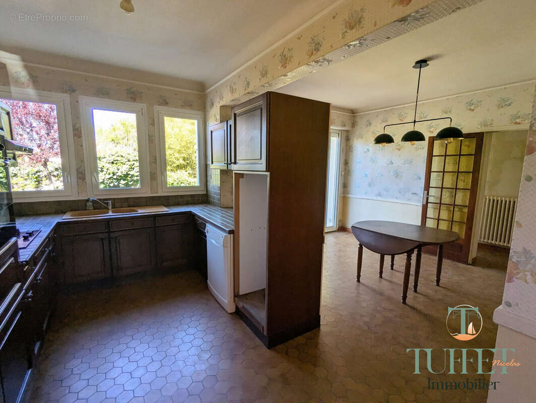 Maison 112 m² à Bourcefranc-Le-Chapus  - photo 9
