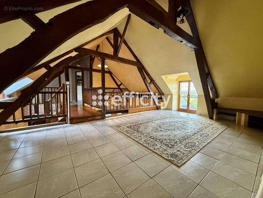 Maison à PIRE-SUR-SEICHE