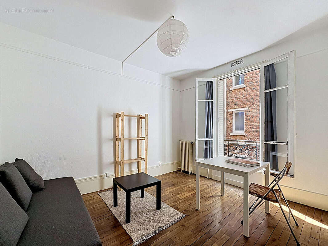 Appartement à PARIS-20E