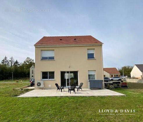 Maison à THOUROTTE