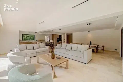 Maison 7 pièces 257 m² à vendre à Mougins (06250) - photo 2
