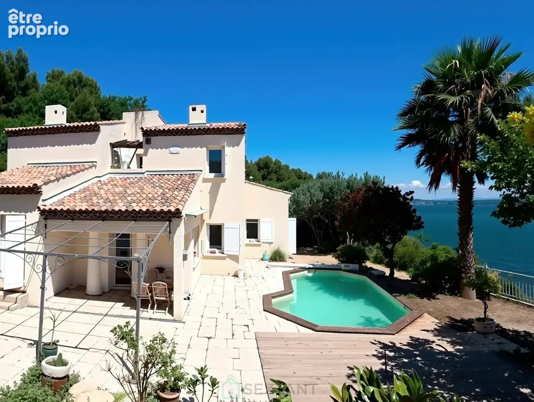 ISTRES - Villa d'exception avec vue panoramique sur l'étang  Port des Heures Claires - photo 7