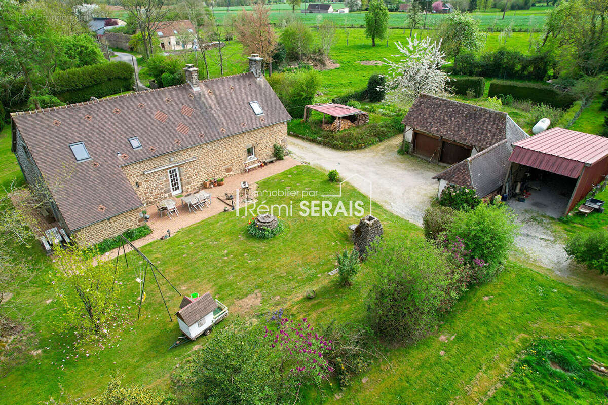 Maison à MAGNY-LE-DESERT