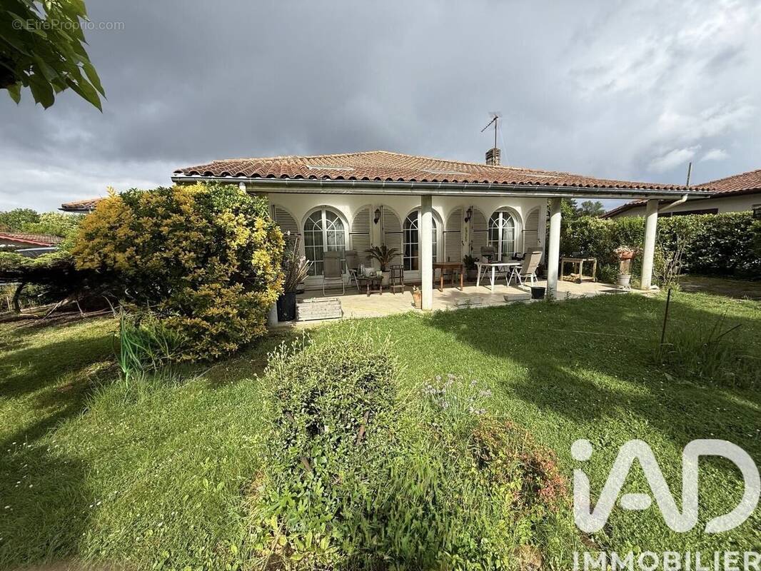 Photo 1 - Maison à PESSAC