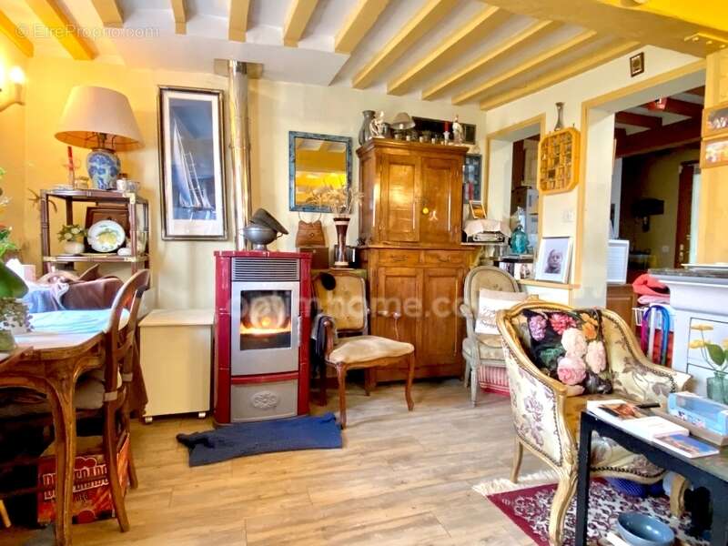 Maison à QUETTEVILLE