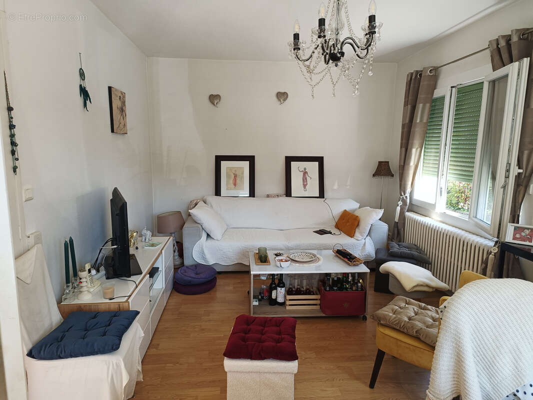 Appartement à LE PEAGE-DE-ROUSSILLON
