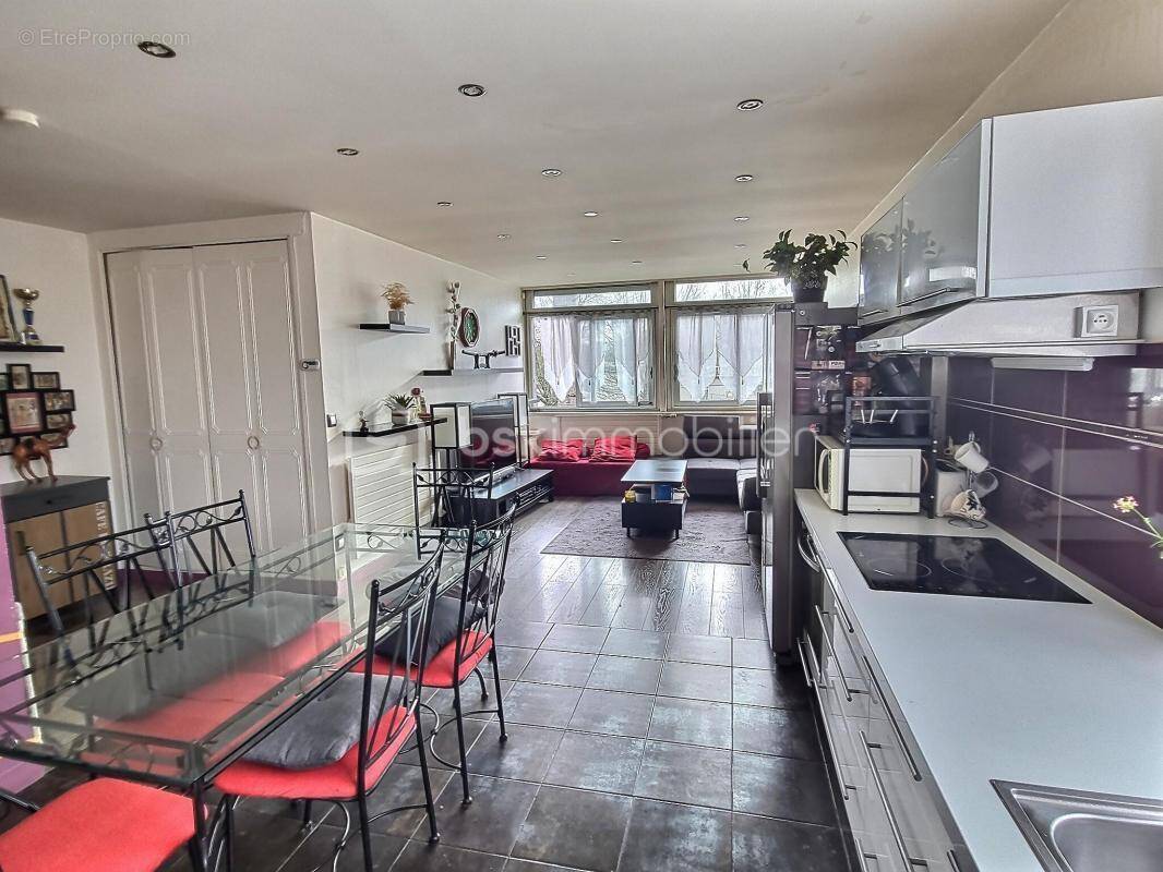 Appartement à CROSNE