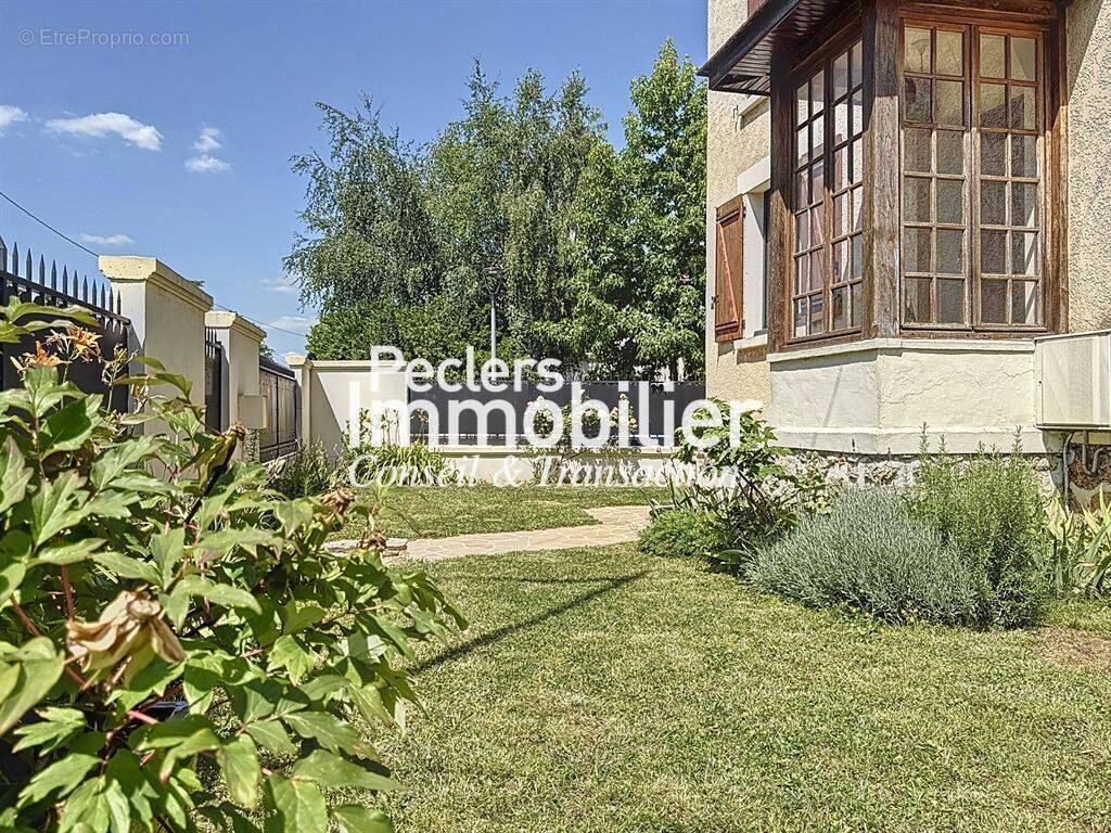 Maison à RUEIL-MALMAISON