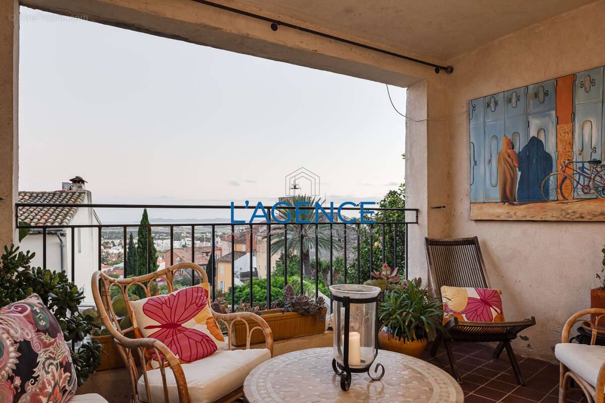 Maison à HYERES