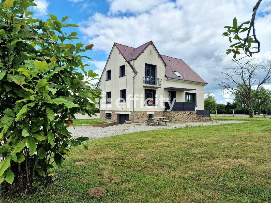 Maison à LA HAYE-DU-PUITS