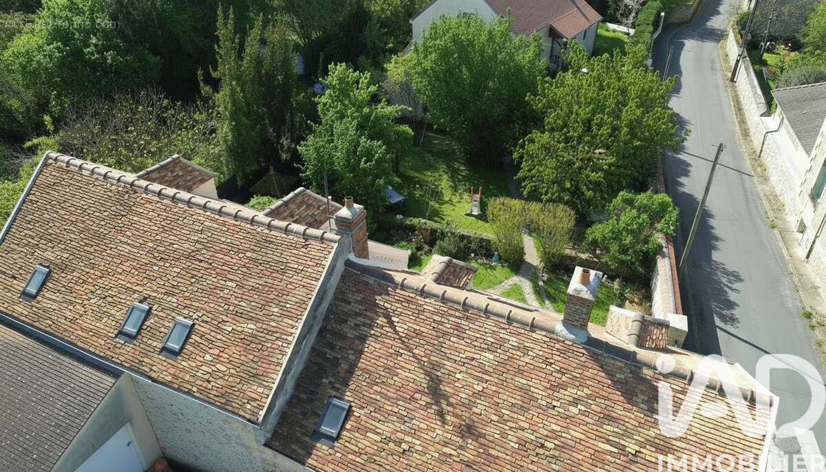 Photo 2 - Maison à SAVIGNY-LE-TEMPLE