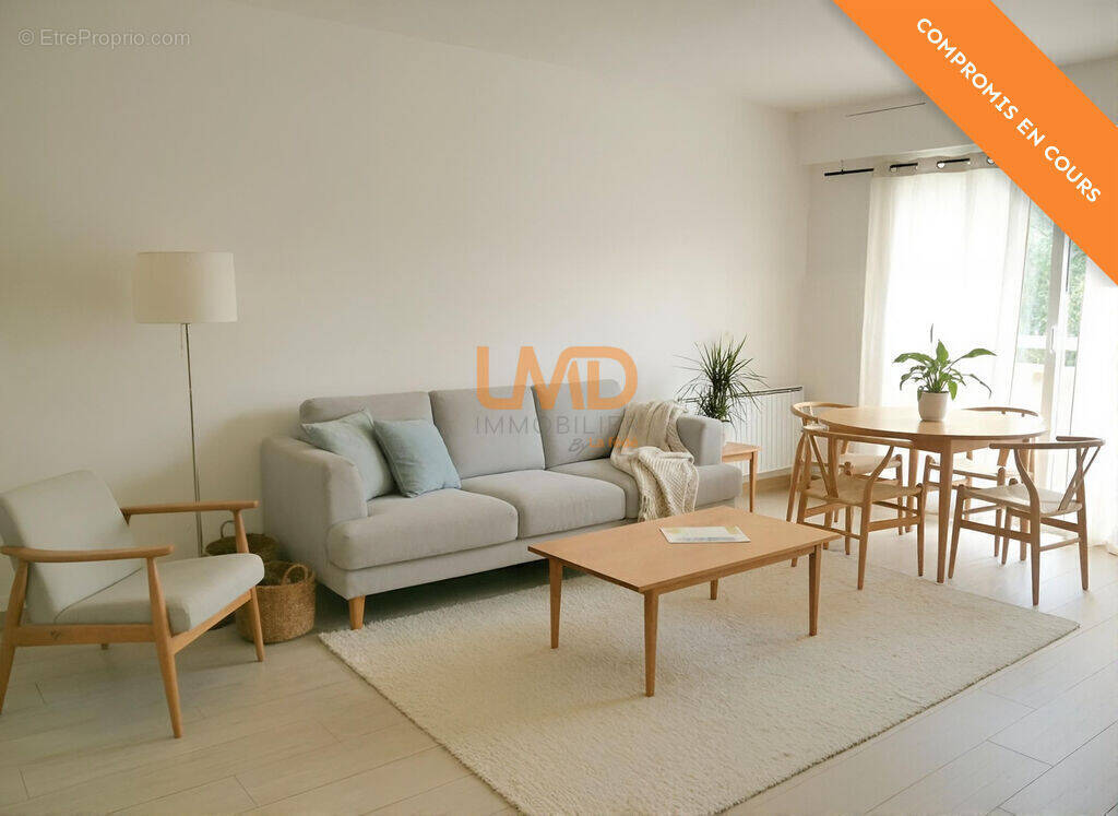 Appartement à FREJUS