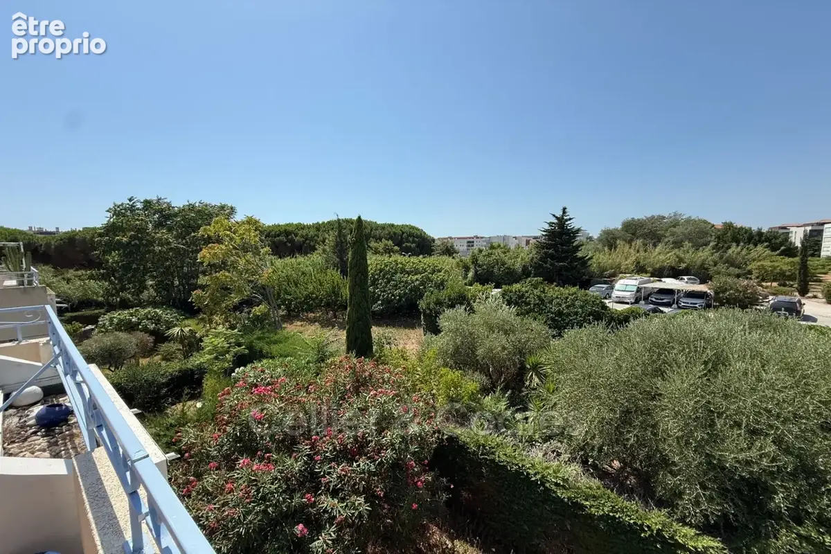 Appartement 90 m² à Le Lavandou  - photo 2