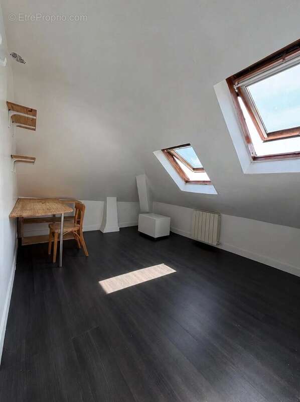 Appartement à PARIS-3E