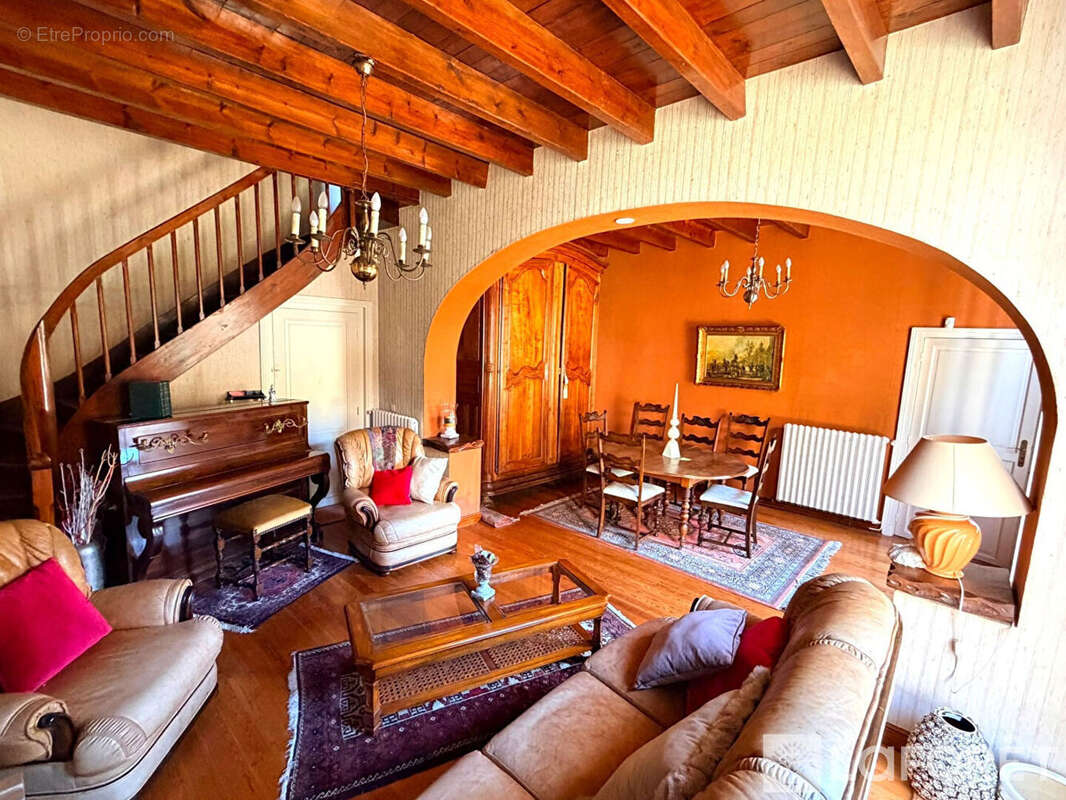 Maison en pierre izon -  160 m2 - 5 chambres - photo 5