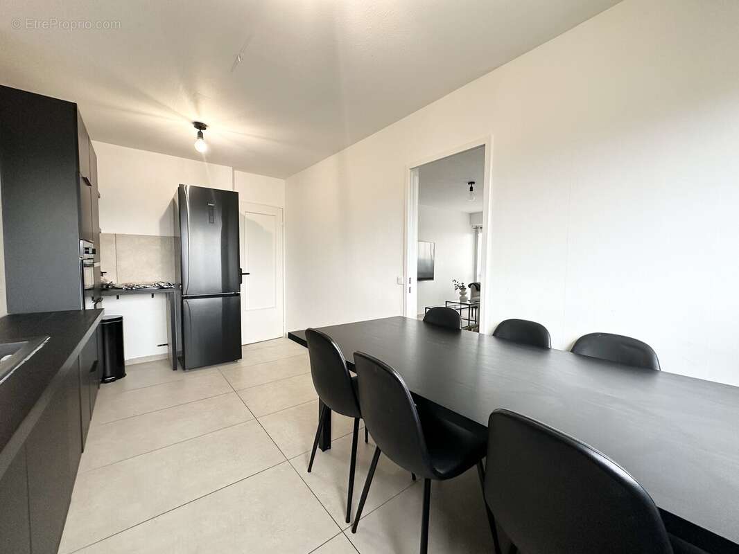 Appartement à LE PEAGE-DE-ROUSSILLON