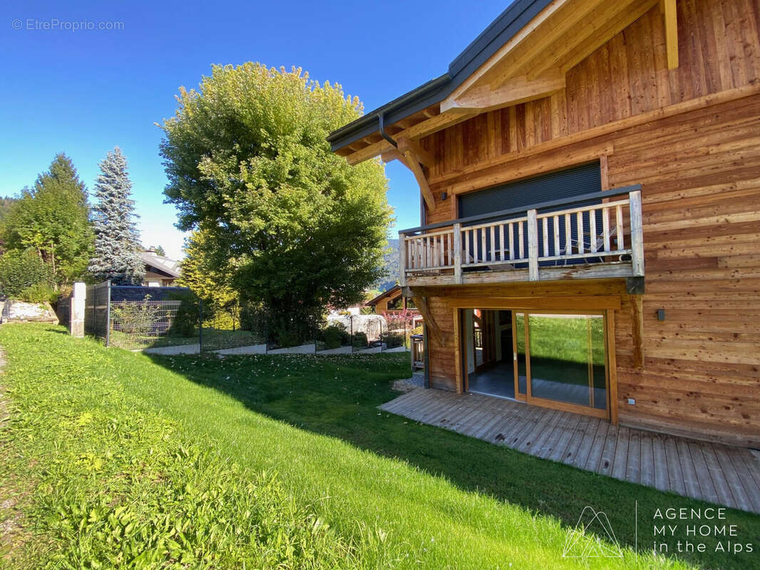 Appartement à ESSERT-ROMAND