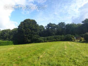 Terrain à SAINT-EVARZEC