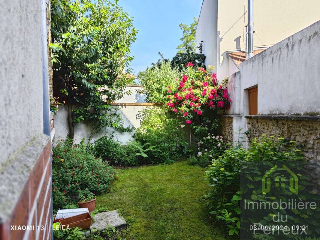 Maison à LE PERREUX-SUR-MARNE