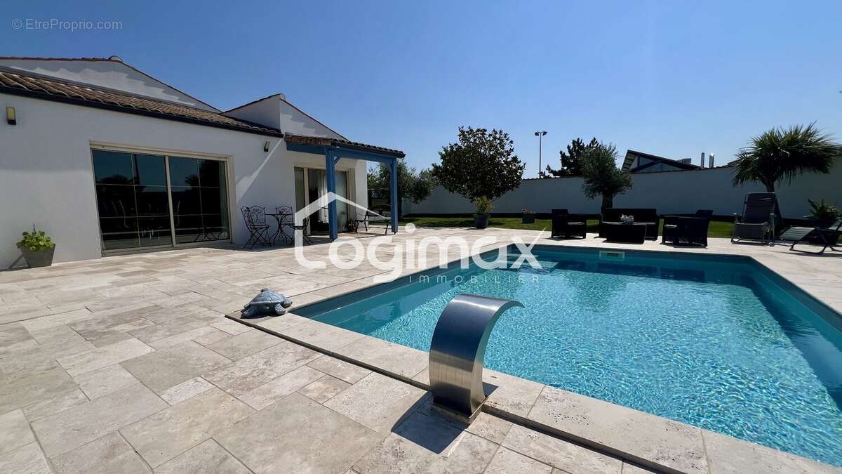 Maison 140 m² à Angoulins  - photo 11